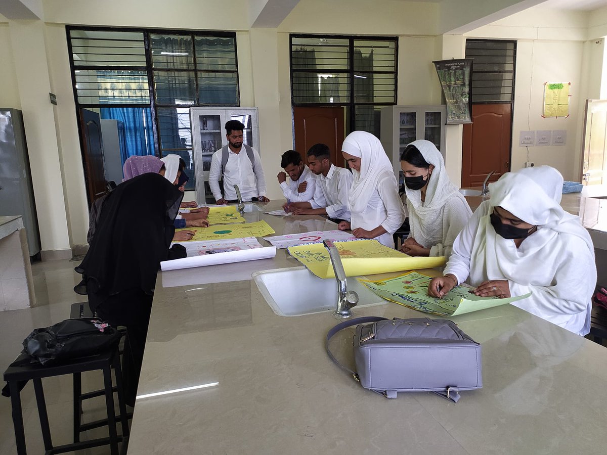 NssGdctmd's tweet photo. #NSS unit of GDC Thannamandi organised a poster making competition on theme "Ill Effects of Tobacco". (Dated: 04 May 2023)
@_NSSIndia @ianuragthakur @NssrdD @YASMinistry @NssJammu @OfficeOfLGJandK @muhammad_shoket https://t.co/IEMyqSoJdq