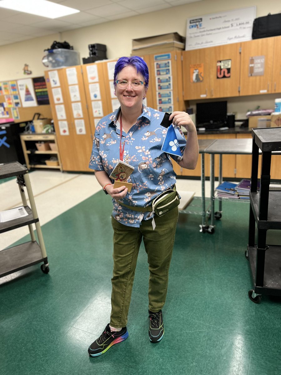 MrsYorkME's tweet image. #AiCSwagDrop some fun goodies for me and then some amazing options for students purchased through the award funds! #NCWITAiC helped me get some more flexible class seating- woot woot!!