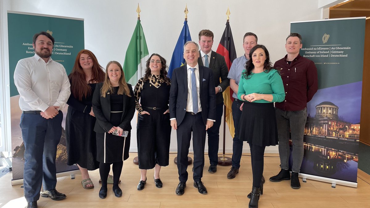 irlembberlin's tweet photo. An exciting first day of our young politicians' visit from Ireland slowly comes to an end after a rich day of exchange and discussion with our German partners. We're looking forward to the next and last day of the visit tomorrow. https://t.co/dx0Oqs2Xrs