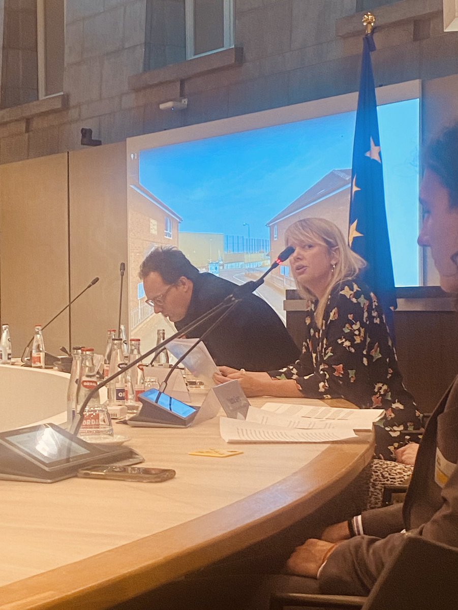 Vredesinstituut's tweet photo. We all know #warphotography. But where are the platforms for #peacephotography? @tiffanyfairey @KingsCollegeLon @warstudies highlights great projects, by @PCRCBiH for example. #globalcrisis #localpeace #reimaginingpeace2023 https://t.co/lfoot10SJ3