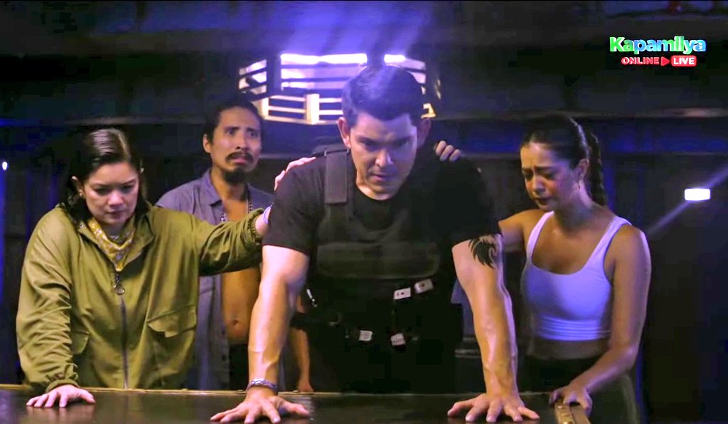 AM_Fanatics's tweet photo. Isang naghahamon at isang hinahamon. Ang TENSYON naman nito. In fairness ah galing nila pareho. Ramdam ang matinding galit. #TIHRetribution

@APMartinez61 @CelebCon @StarCreativesTV @teamgutierrez https://t.co/tXkYHMyCya