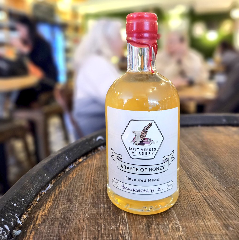 dexterandjones's tweet photo. Back with a brand new bang!

#lostverses 

BOURBON BA MEAD - 13.5%

Online and Instore now! https://t.co/Mz0TVBYfhI