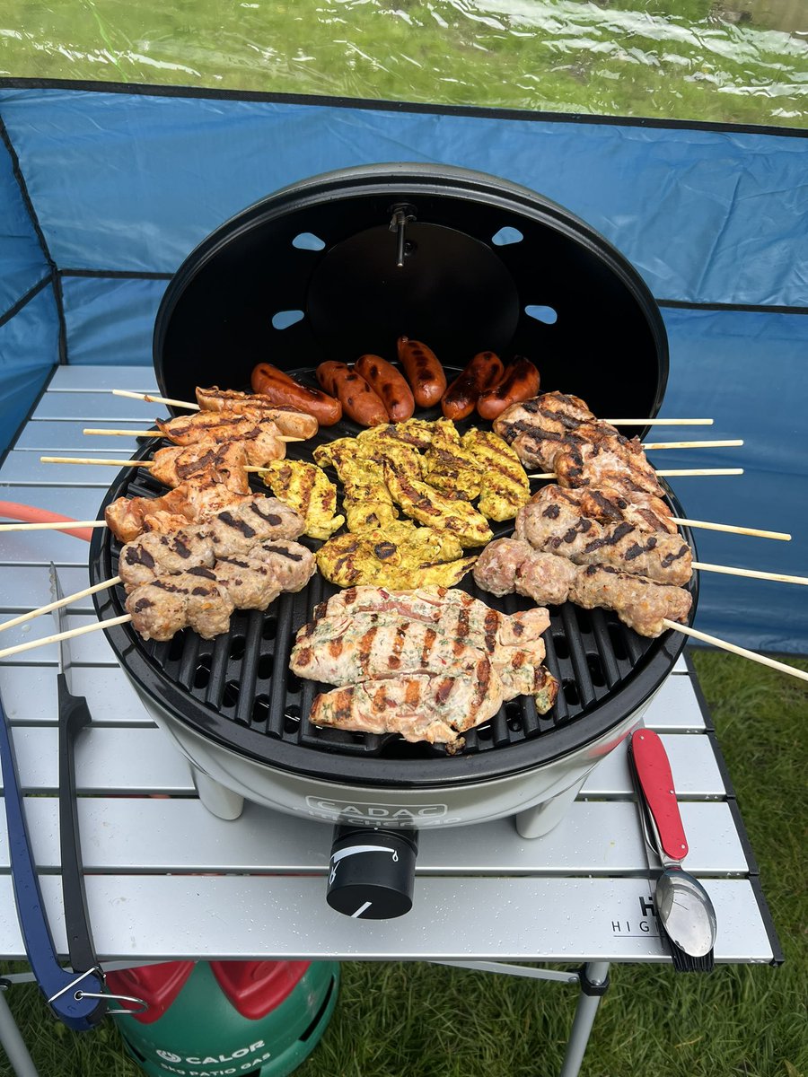 Paul_Stafford's tweet photo. Just what #bankholiday weekends are for!! 🍖🍗#cadec #bbq #suffolkcoast https://t.co/hL7JcCWAoU