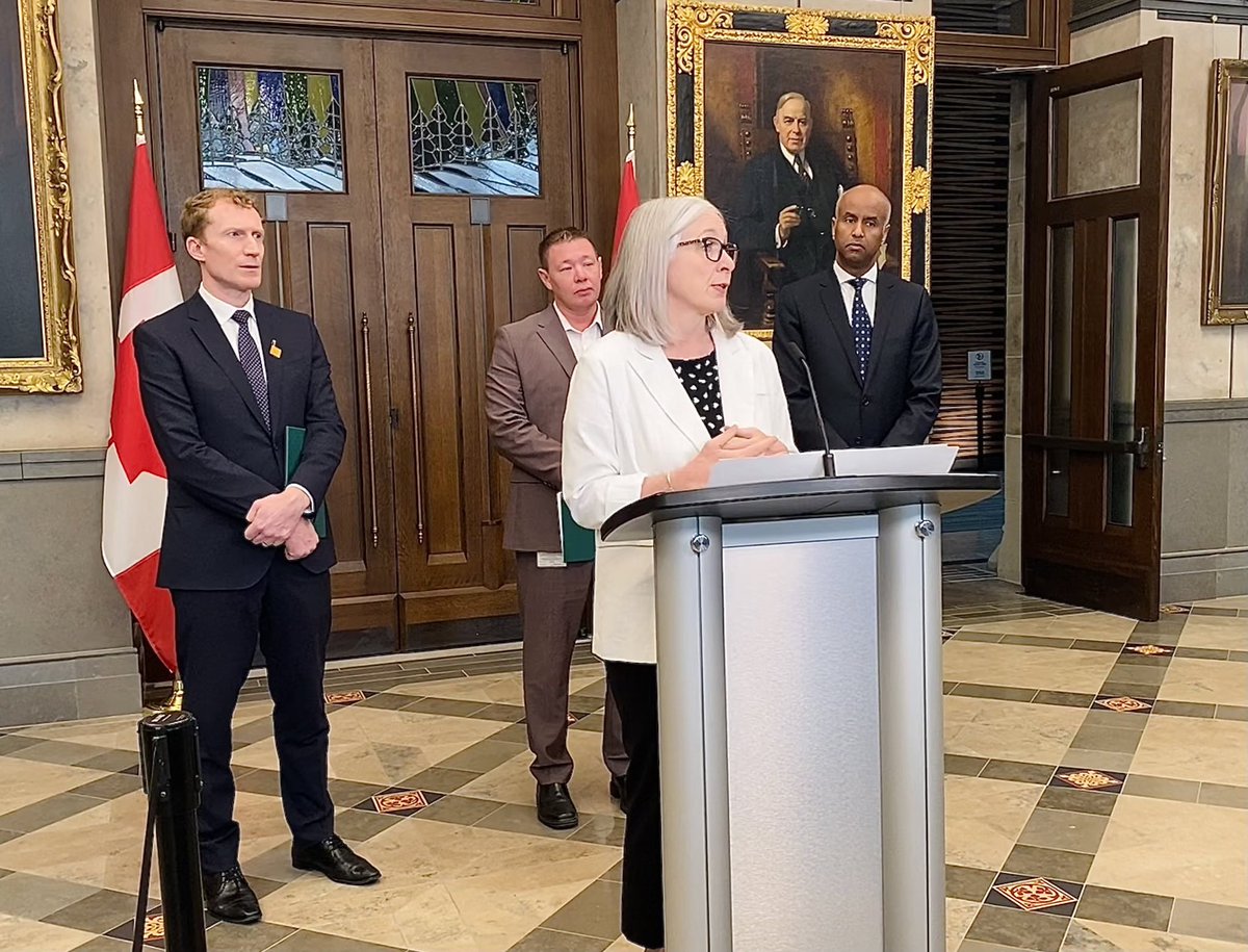 Today’s announcement means more than 175 new shelters and transition homes spaces through 22 projects in 21 communities across the country, thanks to the joint efforts of community partners, and $103 million in funding from the CMHC and ISC.

(1/3)
