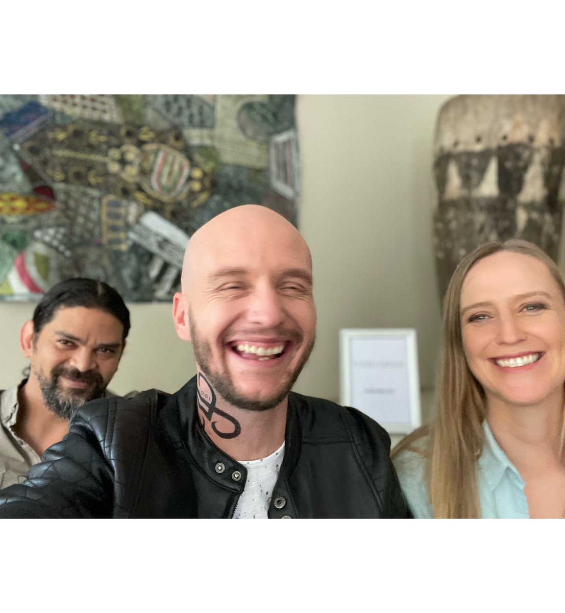 _MartinVenter's tweet photo. // Drie Kapenaars. Een Hospitaal. Baie drama. 

🎬 Lee Roodt &amp; Hannah Borthwick - die beste partners-in-crime. 

@BinnelandersTV / @kykNETtv / #Binnelanders https://t.co/Y8TwEE9U6o