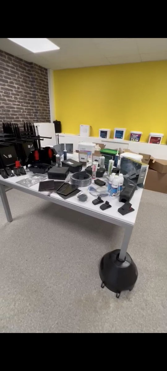 SoretJeremy's tweet photo. Chez #Armosa, retrouvez une gamme complète de matériels et solutions de gestion des #rats et #souris
#deratisation #rongeurs #ville #entreprise #copropriete https://t.co/nzNZ9IUdcy