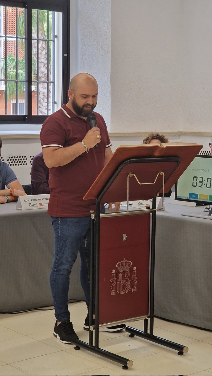 CsManises's tweet photo. En el Pleno Extraordinario celebrado hoy en el Ayuntamiento de Manises, nuestro compañero Juan Antonio Ferreruela ha jurado su cargo como concejal de #Manises.
Enhorabuena Juan. https://t.co/yFLmpe46cX