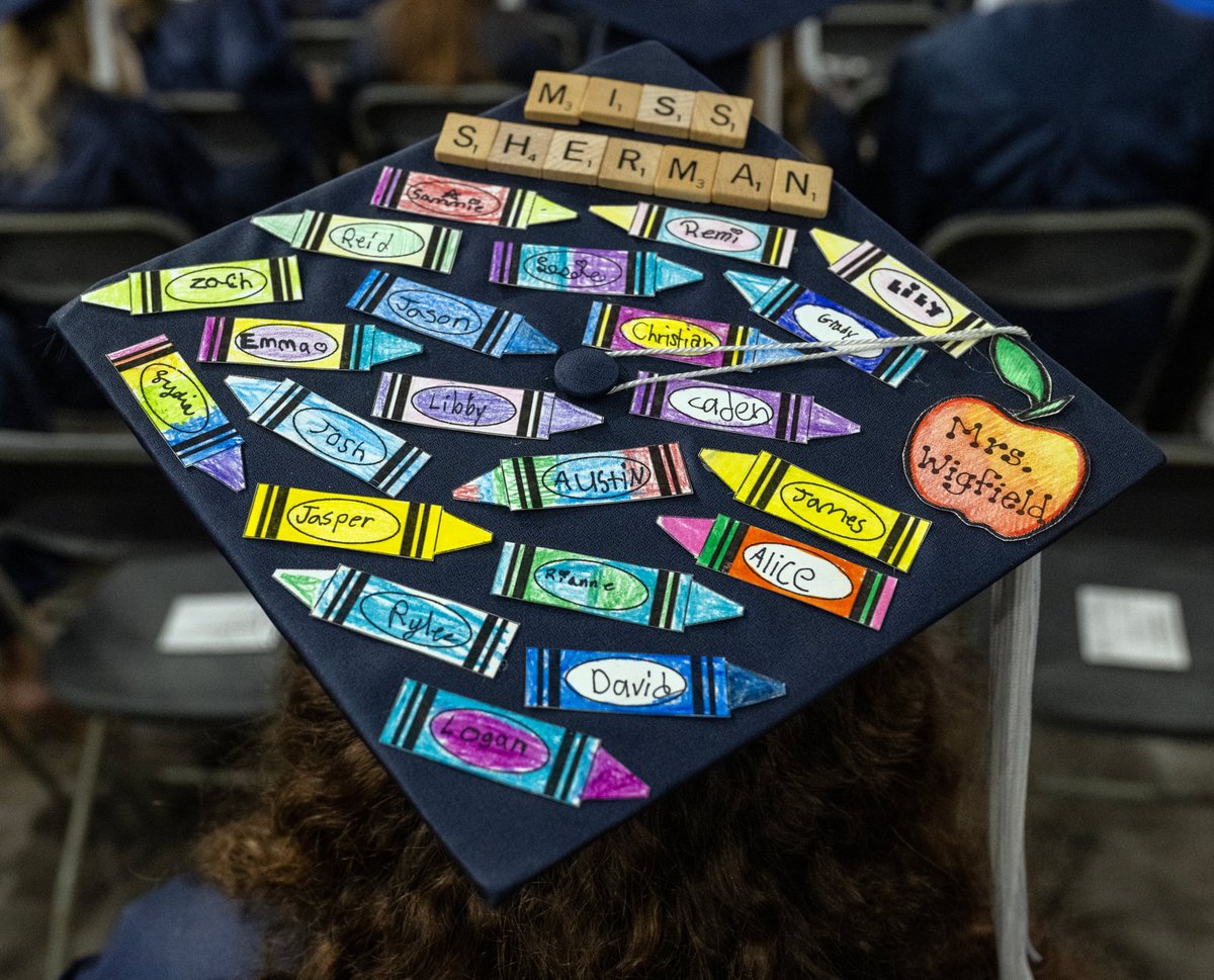 PSU_CollegeOfEd's tweet image. Congratulations to @PSU_CollegeOfEd's #Classof2023!! 🎓🥳 Wishing you all a bright, prosperous future and know that you will always have a home in the #PennState College of Education. 💙

#WeAre #changED #FutureEducator #LeadersOfTomorrow