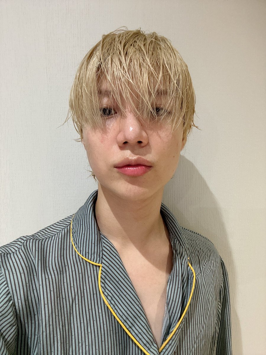 SHINee 💬 tweet media