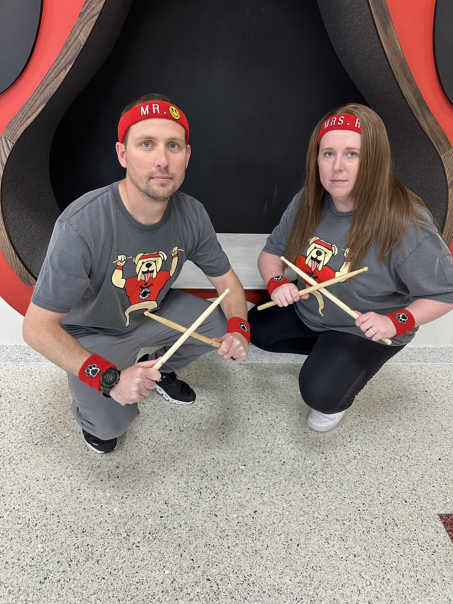 Name a better duo…I’ll wait.

Excited to collaborate with our music teacher, Mrs. Rodriguez, in the coming week🐾🥁