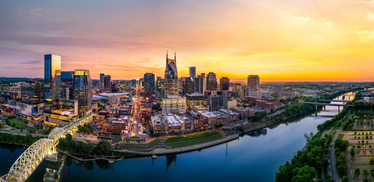 VandyMBB's tweet image. 🗣️ 𝐓𝐇𝐄 𝐂𝐈𝐓𝐘. 

Your daily reminder about the best city in the SEC. 

💪 Nashville | #AnchorDown