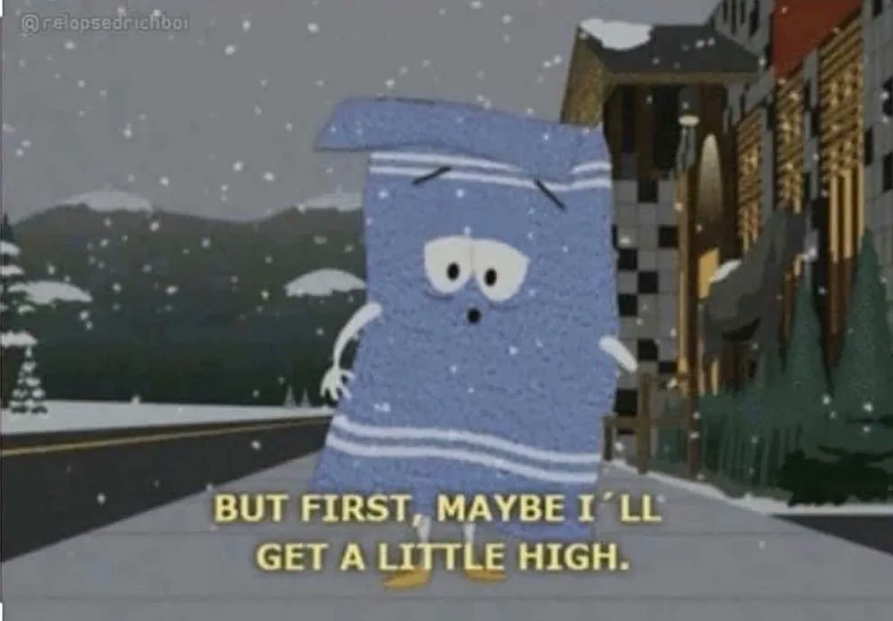 StonerCIips's tweet photo. Me before I do anything that requires me to exist in everyday society https://t.co/iGOgyIliCY