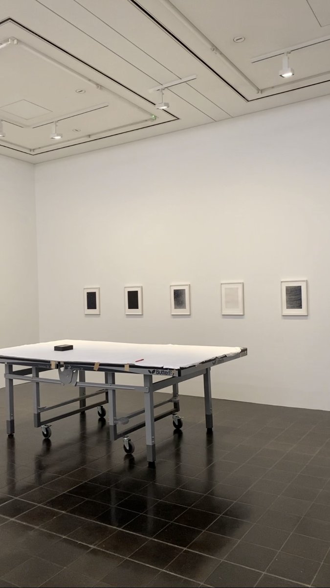 KunsthalleHH's tweet photo. Unsere Ausstellung Vija Celmins | Gerhard Richter. #DoubleVision wird momentan aufgebaut! Sie führt Gemälde, Zeichnungen, Druckgraphiken und Skulpturen der Künstler*innen #Celmins und #Richter erstmalig zusammen und macht überraschende Verbindungen ihrer Arbeiten sichtbar. https://t.co/G37qUKCkPs