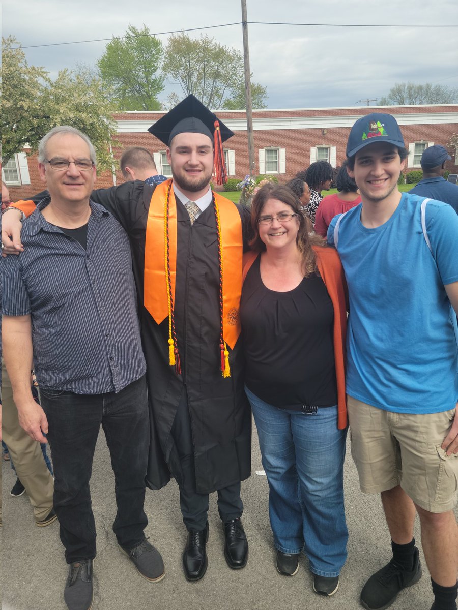 Kelly Milluzzi tweet media