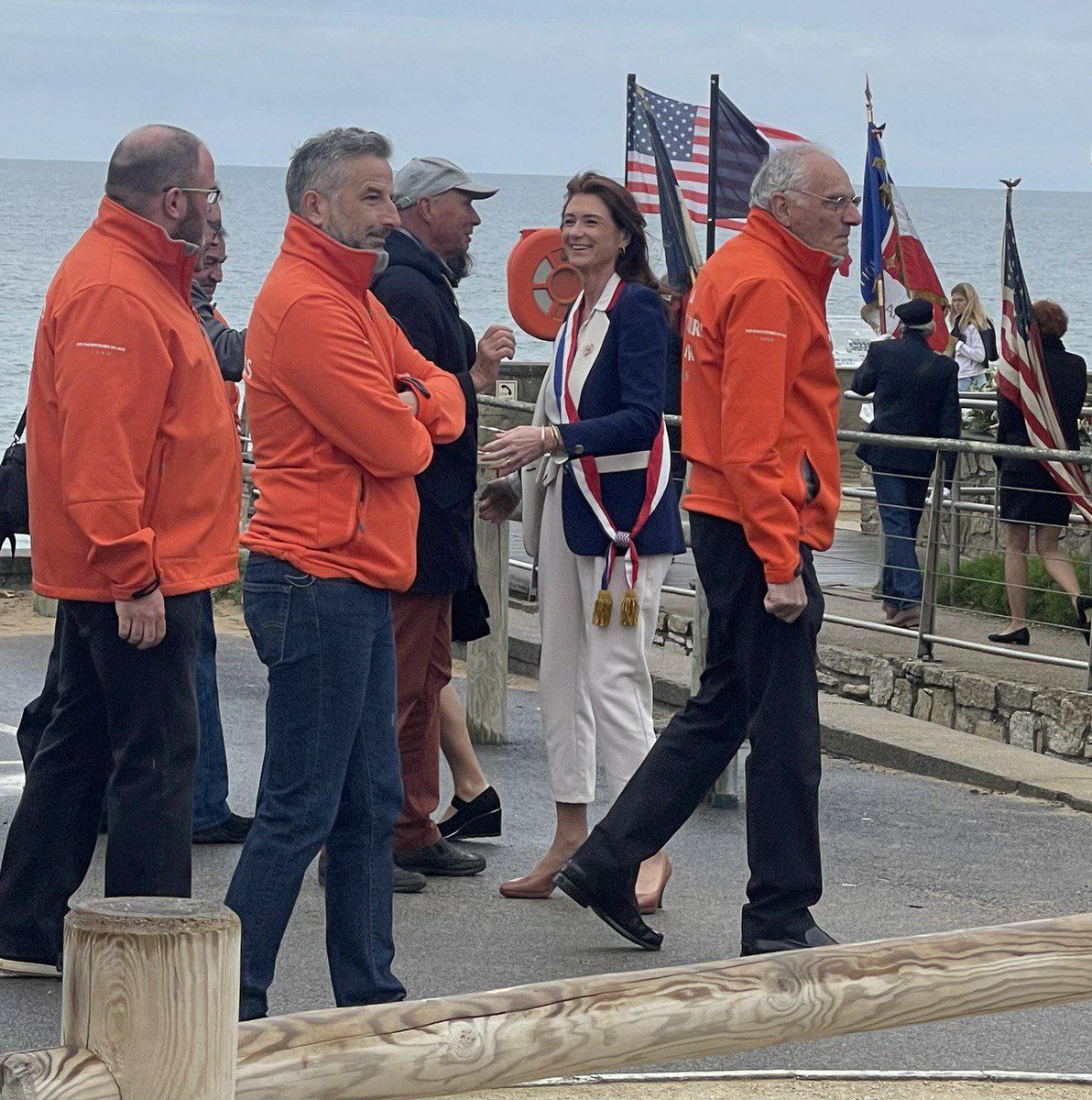 sandrinejossoan's tweet photo. 🇨🇵Très belles cérémonies commémoratives du 8 mai à @BatzsurMer, #Asserac et #Penestin afin d’honorer celles et ceux qui se sont battus pour la France, pour notre liberté et pour la paix.
#SNSM
@MoDem https://t.co/XhQ5utu6G2