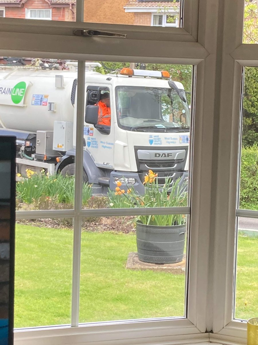 ifieldgirl's tweet photo. @WSHighways - great been waiting 2 years for you to unblock the drain outside my house - despite numerous phone calls and e.mails to you on Friday you came down my road and cleared the unblocked drain and left mine!!!!! - honestly never known anything so ridiculous - any comment? https://t.co/gCGPNH1Ryu