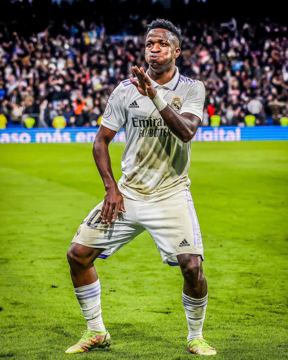 🚨 Si ganamos al Manchester City mañana y mete gol Vinicius Jr, sorteo una camiseta del Madrid (o del equipo que quieras) entre todos los que den RT a este tweet y me sigan. 🚨

¡VAMOS CON TODO! 🤍☘️