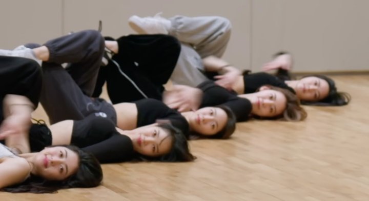 tinybluer's tweet image. Antes de todas mis actividades obvio que me voy a tomar un momento para ver #de͜e𝓈𝓈es𐀶·ep𝟶𝟸 de #𝘁𝗵𝗲𝑤or𝑙d𝗶𝘀𝗺𝘆oyster estas chicas no descansan por algo siempre demuestran #o͜͡urꪆ୧𝓅assion

· ꒰͡⠀·̩͙ ℙrincess ₊˚ #𝙰𝚝sushi · 🍙 ╯