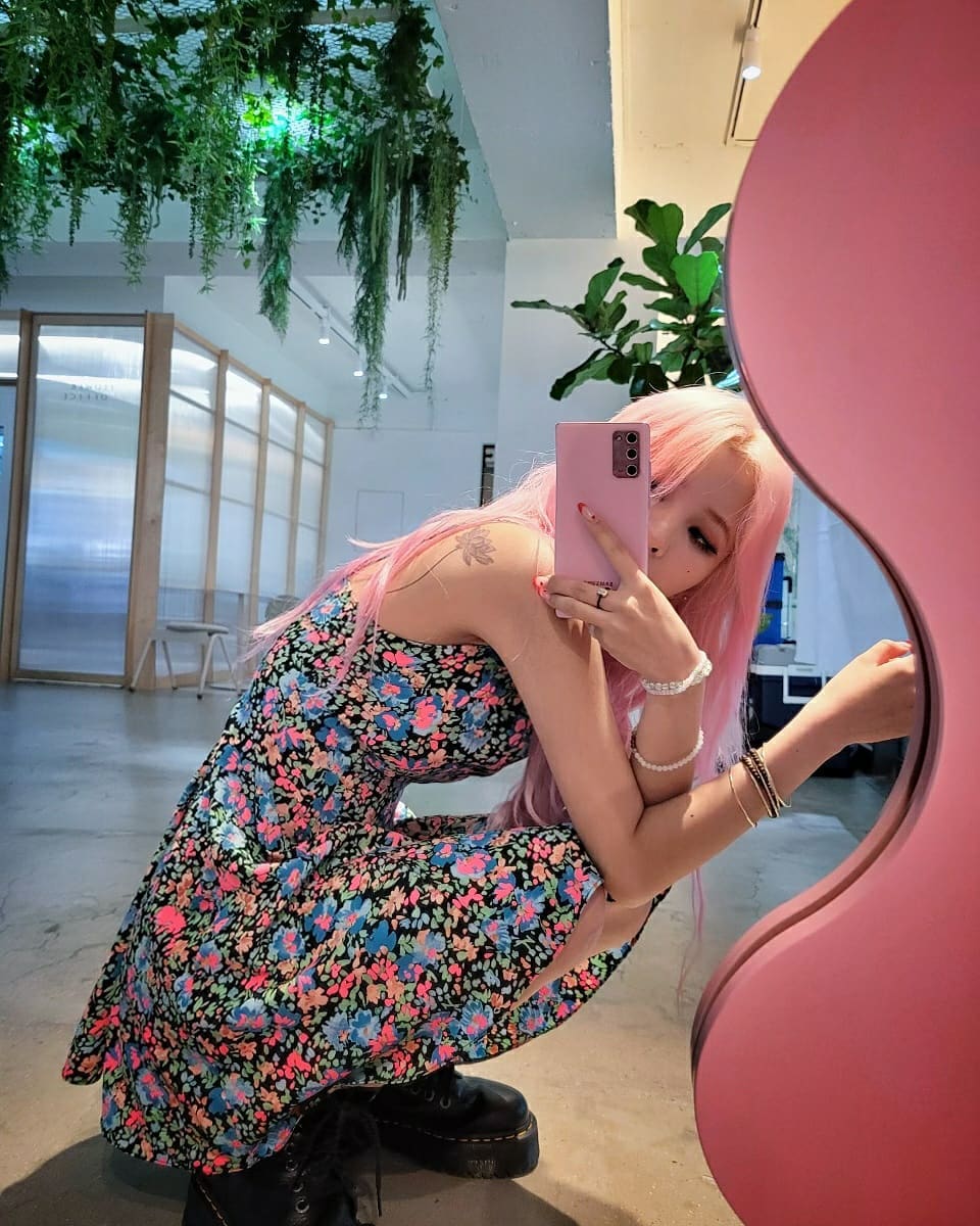 tinybluer's tweet image. #ℝęåd𝐲୭̥成为 y Rosa de hecho, para este #𝐃𝗲ֺ︬𝕓υt໒ː𝟶𝟾𝟶𝟻 ni crean que ando emocionada (y mucho) por el inicio de estas lindas, no sólo eso, sino también el poder presenciarlo en directo. #𝕾ᤐ𝗲ֹ︩︪𝕖t𖤬盛宴

· ꒰͡⠀·̩͙ ℙrincess ₊˚ #𝙰𝚝sushi · 🍙 ╯