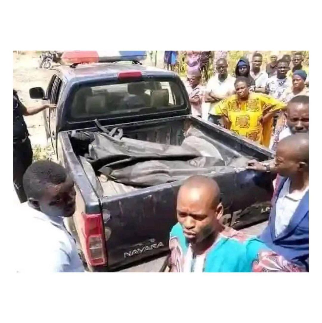 instablog9ja's tweet photo. How my mother gave my sister poî§on to drink, asked me to r+p£ her so I could prosper in my ‘yahoo yahoo’ business — Arrested suspect.

A 29-year old man, Amos Olalere has narrated how he conspired with his mother to m¥rd£r his younger sister & had s£x¥al intercours£ with her corps£ for money rit¥als in Lagos.

It is reported that the suspect made the revelation after he was arrested by police intelligence operatives from the Lagos State Command on his way to throw the sister’s corps£ into the river as instructed by the native doctor contacted by his mother.

He was caught along Itamaga, Ikorodu Road in the state. During interrogation, he reportedly confessed to the Police that his mother, based on the native doctor’s instruction, asked him to k#ll his younger sister so that he could become rich.

He narrated that the unidentified native doctor told them that he has to perform human sacrific£, which had to be a sibling to him for rit¥als, so that he can succeed in his “Yahoo” business.

📷: PM Express