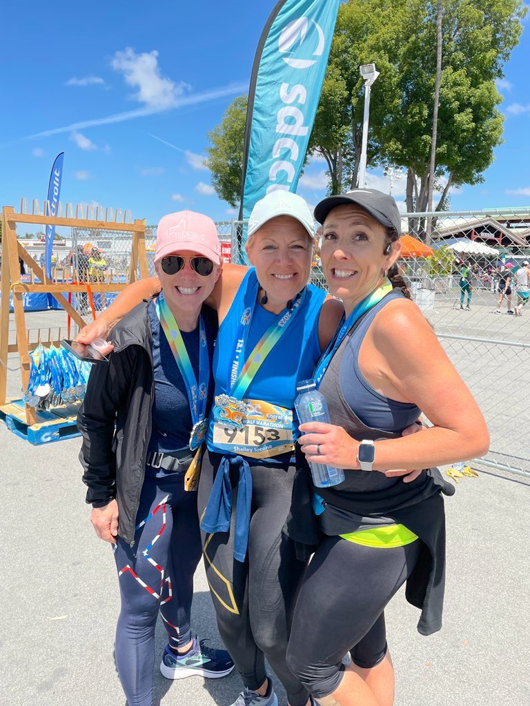 KellyO_Cares's tweet photo. Post race joy. ☀️🤩

This weekend our team @hello360vc laced up &amp; ran @OCMarathon for charity. 

Love these leaders! 

@HousesMetzger &amp; @shelley_iocona 
Congratulations you are amazing! 

#runoc23 #startgivinglocal https://t.co/tavzT4x8Qk