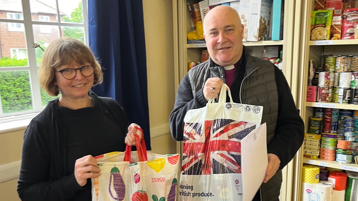 Today we helped out at a York food bank at St Joseph's Church. @YorkFoodbank @TrussellTrust @TheBigHelpOut23 #TheBigHelpOut archbishopofyork.org/news/latest-ne…