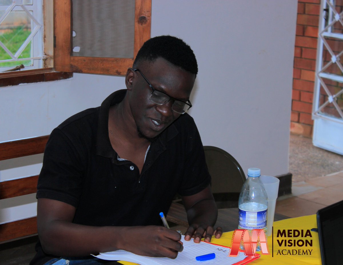 MediavisionA's tweet photo. Today we carried out a script meeting for our students' projects come next month.
It was a joyful and interesting activity where we all shared ideas towards each others scripts.
#scriptmeeting
#filmschool https://t.co/lswBCH32uX