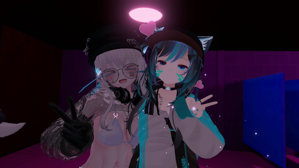 ChartreuseVR tweet media