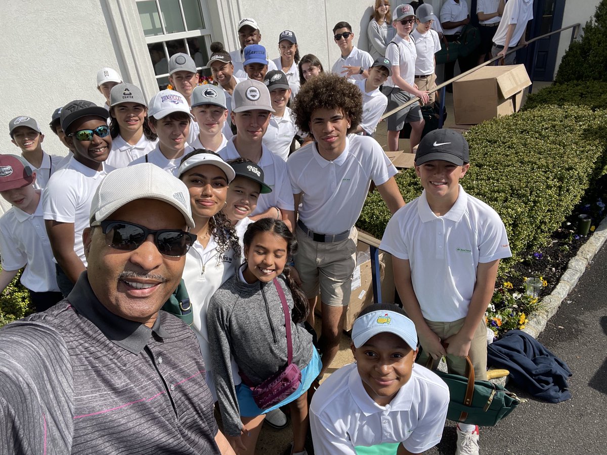 Ukee Washington (@ukeewashington) on Twitter photo Helping to raise funds…..
…..while having big FUN!!⛳️
<a href="/FirstTeePhilly/">First Tee - Greater Philadelphia</a>
<a href="/UnionLeagueGolf/">Union League Golf</a>
<a href="/MikeQuickSix/">Mike Quick</a> Helping to raise funds…..
…..while having big FUN!!⛳️
<a href="/FirstTeePhilly/">First Tee - Greater Philadelphia</a>
<a href="/UnionLeagueGolf/">Union League Golf</a>
<a href="/MikeQuickSix/">Mike Quick</a>