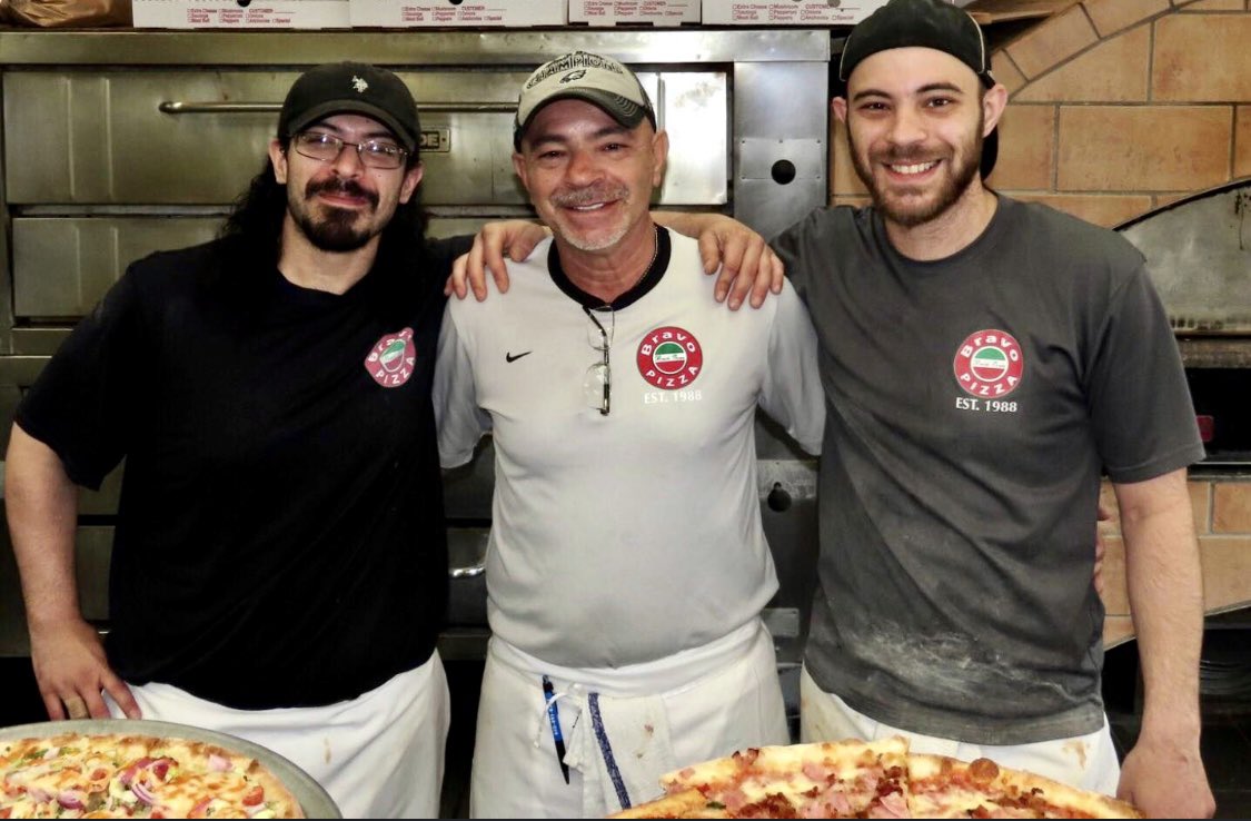 salsbravopizzeria.com
6104958242
Food so Good it’ll make you Applaud