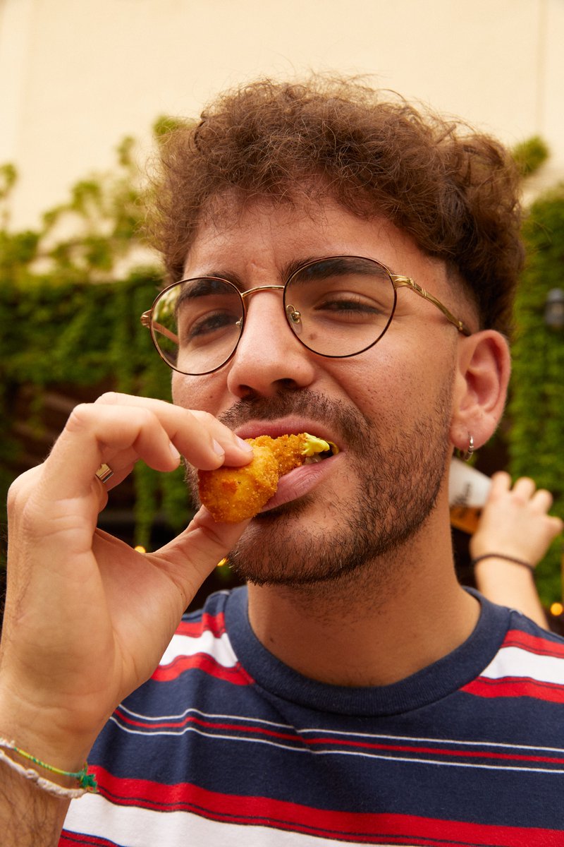 Van Van Food tweet media