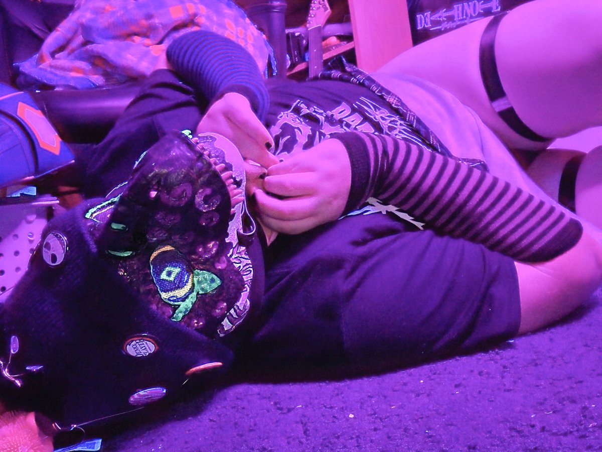 Hornykitty659's tweet photo. Ca...can I be your good boy?🥵🥺💜
#Femboy #furry #nsfw_twt #nsfwcontent #18plusfurry #thicthighs #thighpics #furryfandom #GoodBoy #bottomthings #LGBTQ #Bisexual #Demisexual https://t.co/nBrnCYwnu7