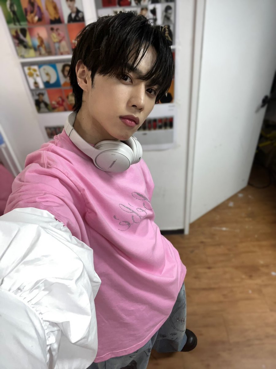 surnwookim's tweet photo. Put your hands up if you guys are ready for some Delicious contents of Kim Sunwoo. https://t.co/naTWJpArdh