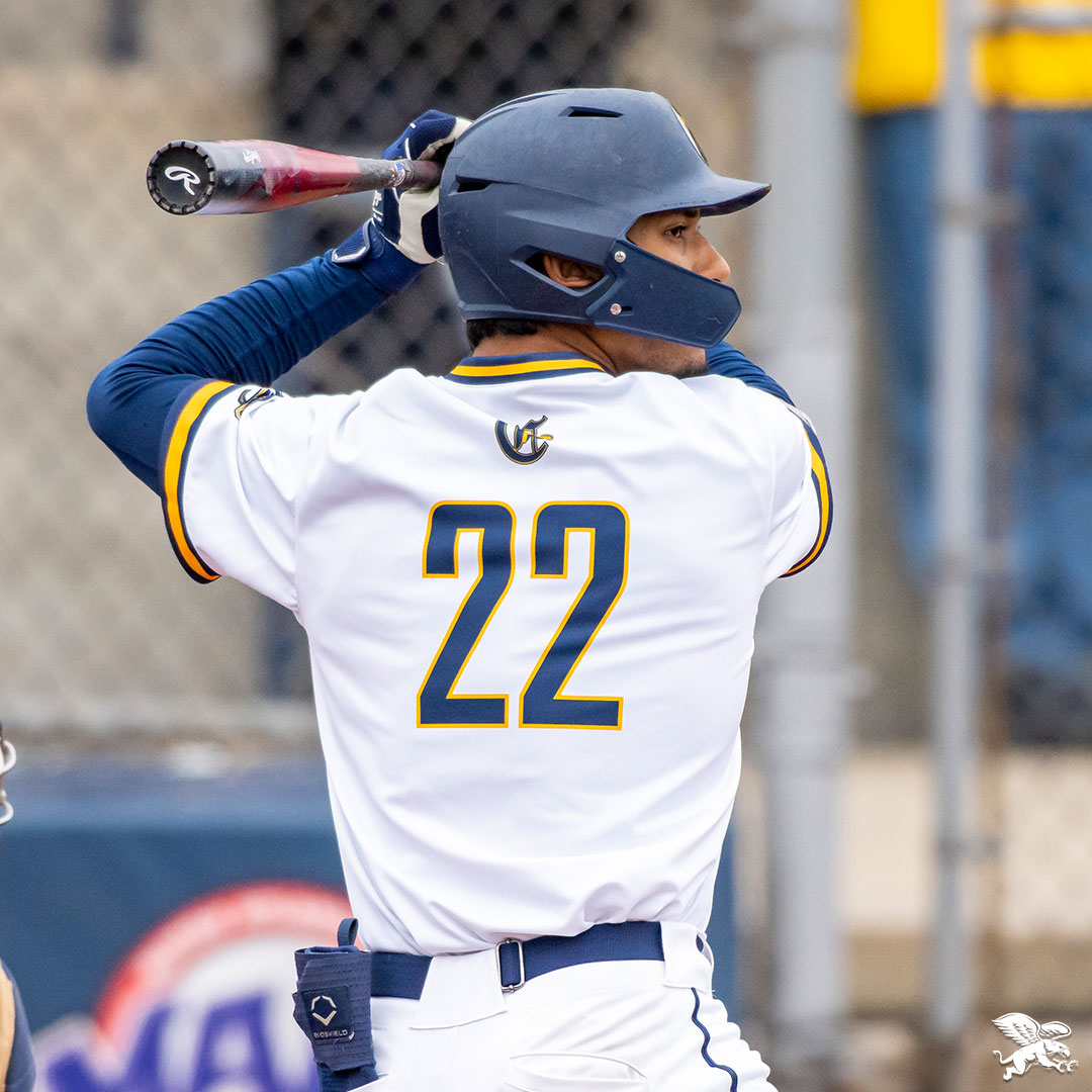 GriffsBaseball's tweet photo. A STRONG weekend.

Jackson Strong went 8-for-13 with four runs, eight RBI and three extra-base hits this weekend at Fairfield.

#Griffs https://t.co/iuhLWwZklq