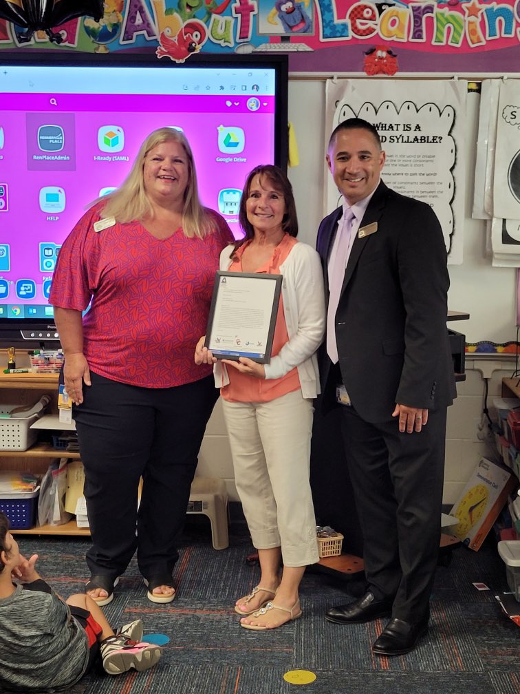 CoSRamirez's tweet photo. Thank you Mrs Betz -1st grade teacher @CapeElem for the difference you have made in the lives of our students @LeeSchools #ProjectAppreciation #TeacherAppreciationWeek https://t.co/a02Qny8eGr