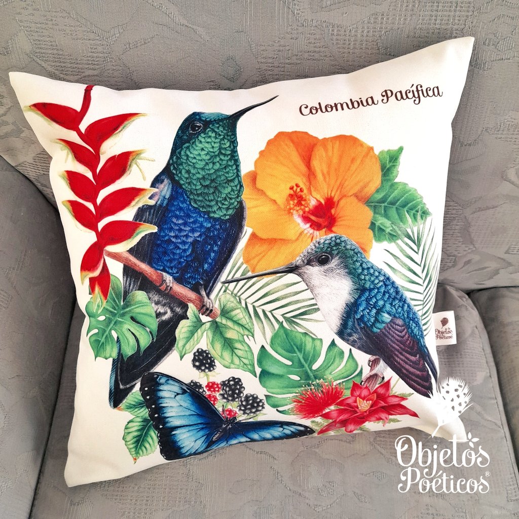 OPoeticos's tweet photo. Colección "Colombia Pacífica🦋🌿" llena de color para dar luz al hogar de #Mamá amante de la #Naturaleza y la decoración! Fabricados con tela hecha de botellas PET♻️.
Pregunta por más productos 🤩
Envíos a nivel nacional🇨🇴 #cojines #mugs #cartucheras #monederos #bolsos https://t.co/8UR0dmzviM