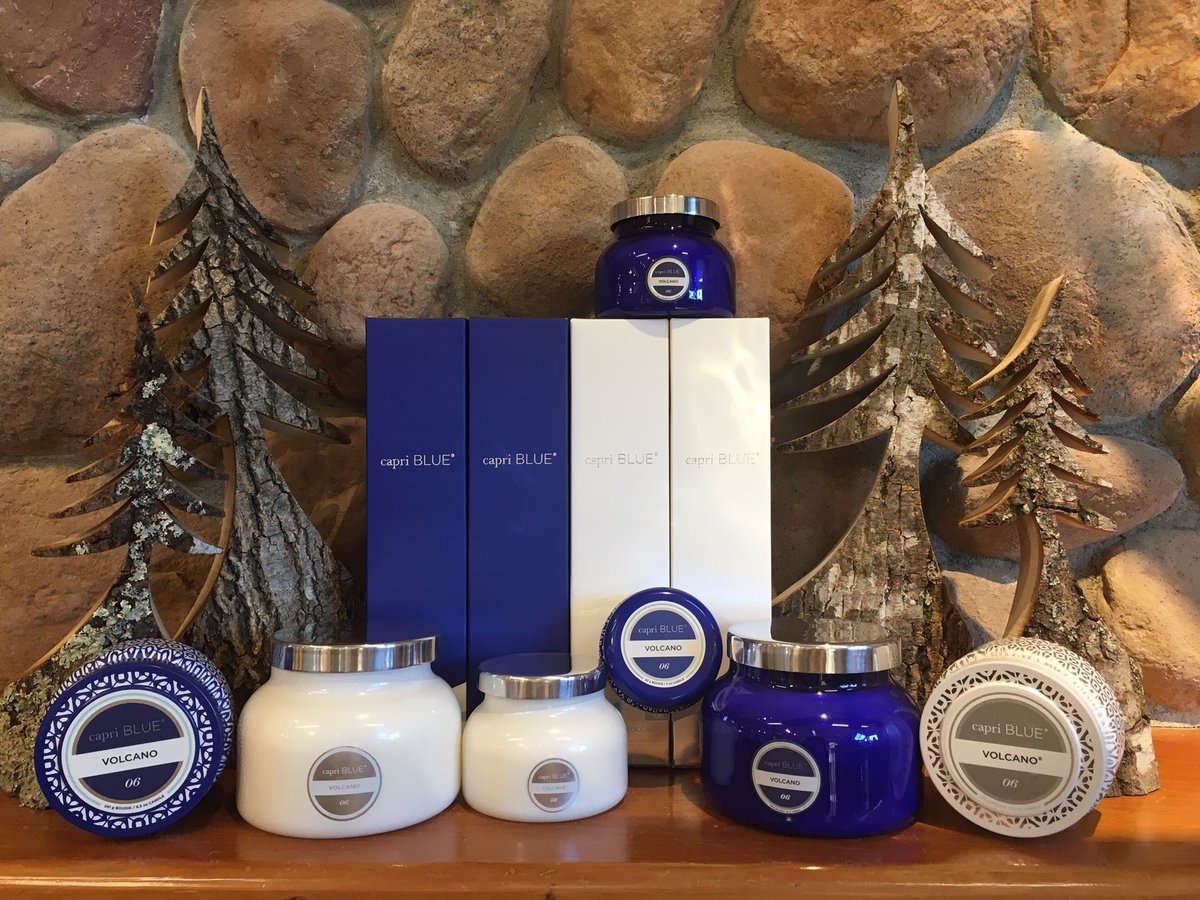 Dave’s Faves for May: Francis Metal Works garden décor (ONLINE ONLY) and Capri Blue candles & diffusers. Save 20% off these products all month long! #davesfaves #francismetalworks #capriblue