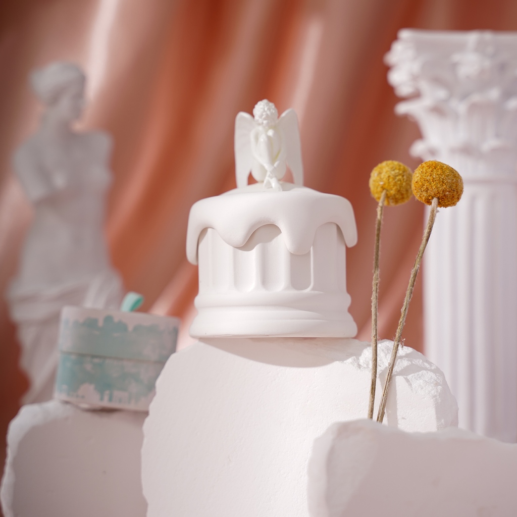 BaseblueC's tweet image. This amazing powder not only keeps shine at bay, but also provides protection from the sun's harmful rays.
 #facepowder #makeup #foundation #lipstick #mascara #settingspray #highlighter #primer