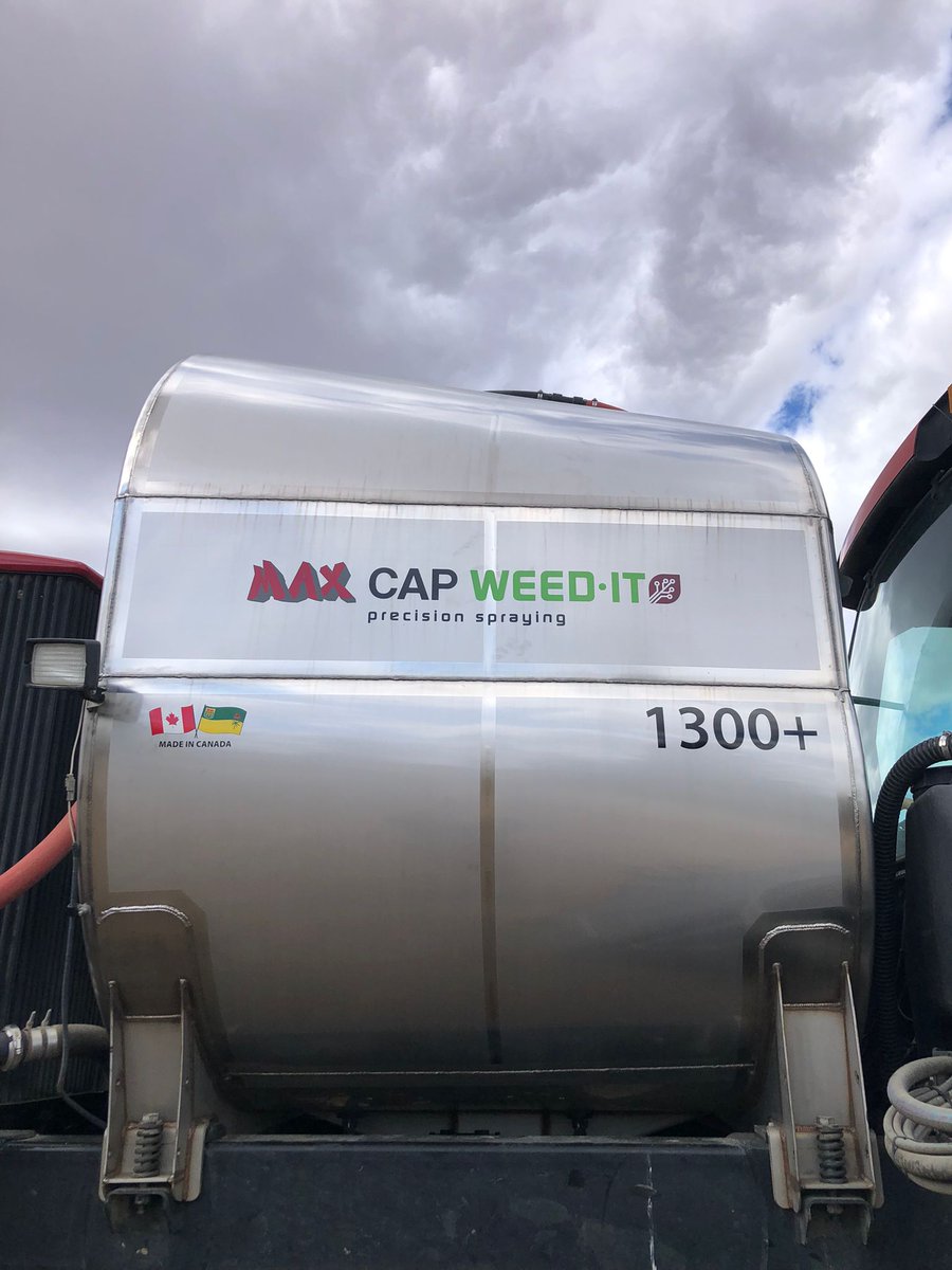 croplandsca's tweet photo. Neat @WEEDit_ installation is ready for burn-off near Saskatoon, through our dealer @industries_cap. Combined with a custom stretched tank, sprayer efficiency is significantly increased! Dual tank options can be offered as well. #Spray23 @Croplands #CdnAg https://t.co/SCwfB9LKNF