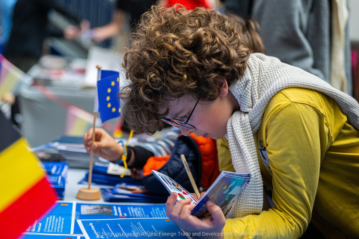 BelgiuminEU's tweet photo. #EUOPENDAY 🇪🇺 l We were thrilled that so many of you joined us on Saturday in Brussels to learn more about how countries work together @EUCouncil 🤝! We hope you enjoyed visiting our 🇧🇪 stand as much as we enjoyed meeting you all.👀🤩
See you next year! 👋 https://t.co/LaOyDWs3zR