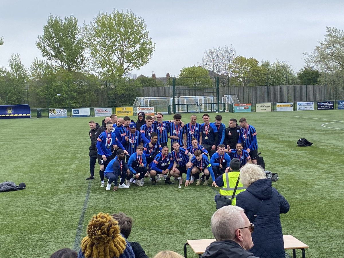 The rise of @LongEatonUnited In the past 3 seasons under manager @deakin22 they’ve gone from mid-table step 5 to a step 3 club with back to back promotions and 180 minutes from Wembley. I’ve blogged their rise premierleague2nonleague.blogspot.com/2023/05/the-ri… All retweets appreciated