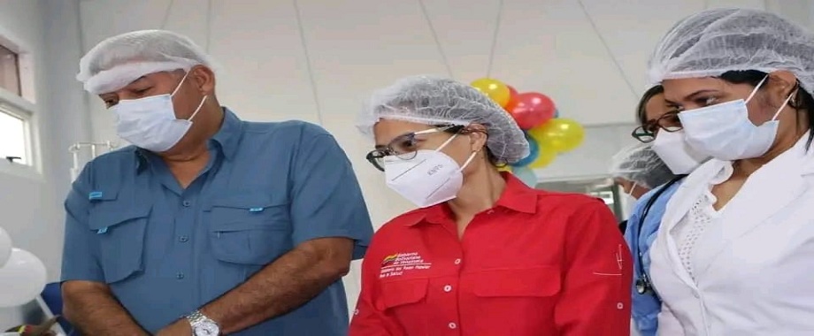 #NotiSalud🩺| En el estado Apure se realiza Estado Mayor del sector Salud  

Lee + aquí👉 bit.ly/3B3U29j 

#JuntosPorCadaLatido 
#ConMaduroMásCerca
<a href="/NicolasMaduro/">Nicolás Maduro</a>
<a href="/MagaGutierrezV/">Magaly Gutiérrez Viña</a>