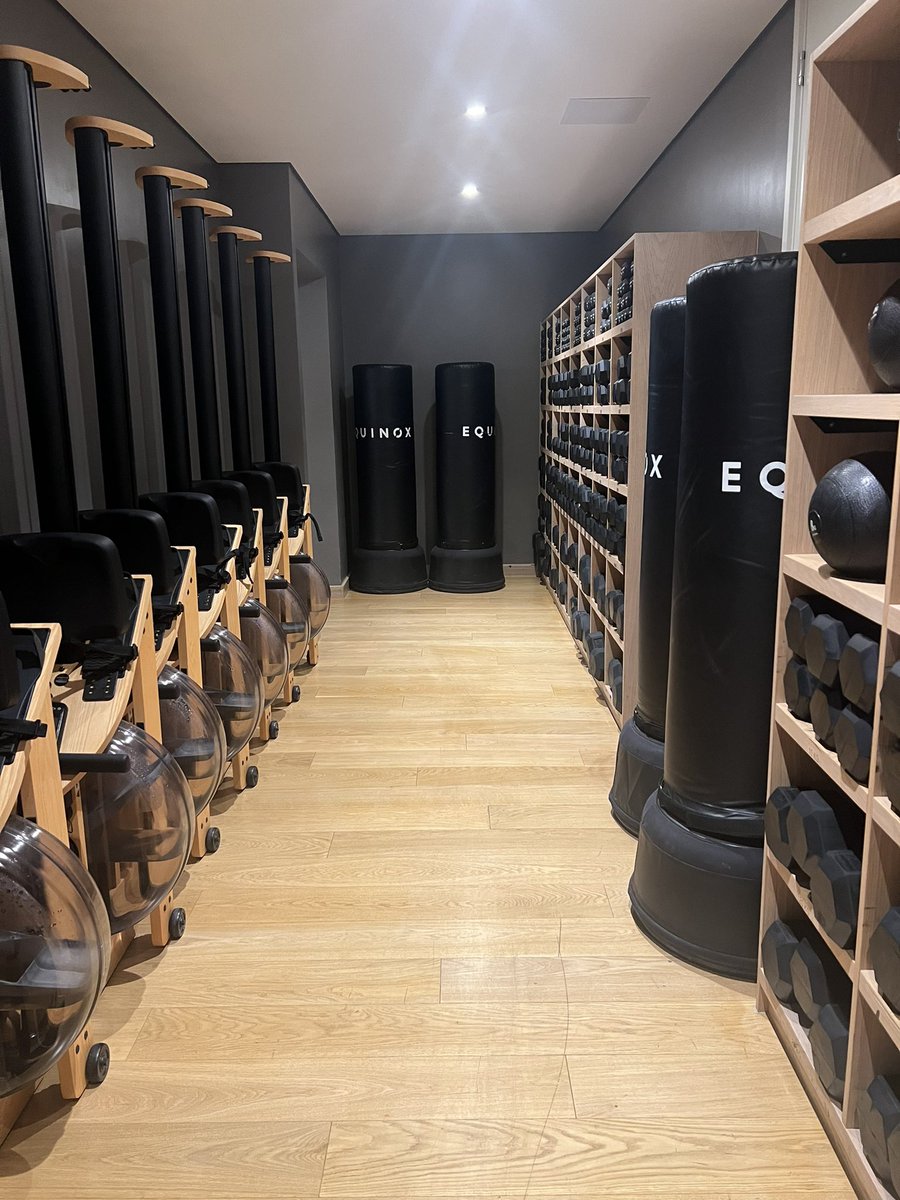 BoredCEO23's tweet photo. #mondayworkout #stayhealthy #cleaneat #overnightoat #gingershot @Equinox #BAYC #MAYC #lifestyle #london ☀️ https://t.co/7cmS1tUAeJ
