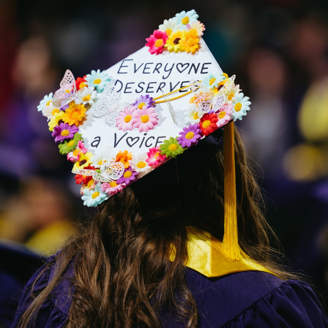 AlbertsDorian's tweet photo. tennesseetech: Monday blues? Not for our recent Golden Eagle grads! 🎓 ✨ https://t.co/63dLOv52ET