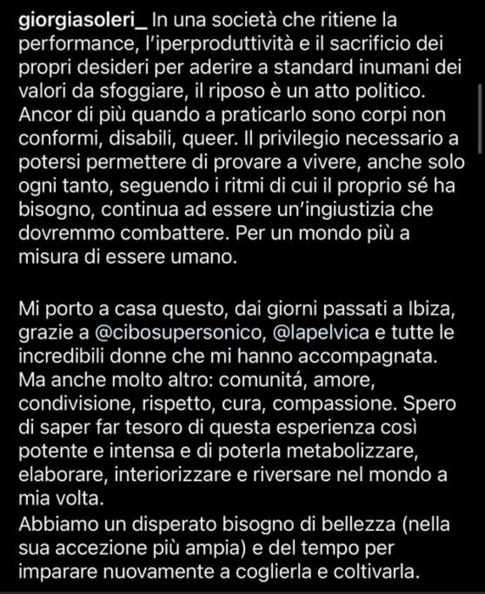 Apndp's tweet photo. Ehm, #GiorgiaSoleri, scusa, non so proprio come dirtelo ma l’isola dove si è combattuto contro le ingiustizie “per un mondo più a misura di essere umano” era #Cuba.

Non #Ibiza, zio cannolo. 

#soleri https://t.co/nrPpX6nTDB