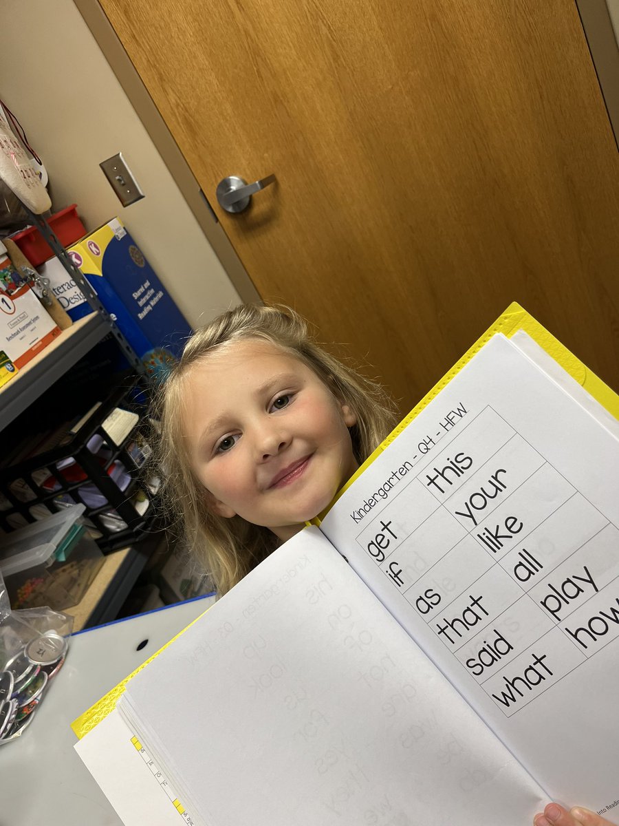 This girl not only knew ALL of her sight words, but she sang them to me! 🎤 🎶 #305growsgreatness