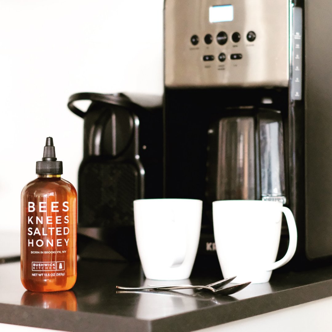 Proforma's tweet image. Get ready to impress your customers with custom food products that showcase your brand's unique personality! From branded snacks to custom recipe kits, we've got you covered! #food #foodmarketing