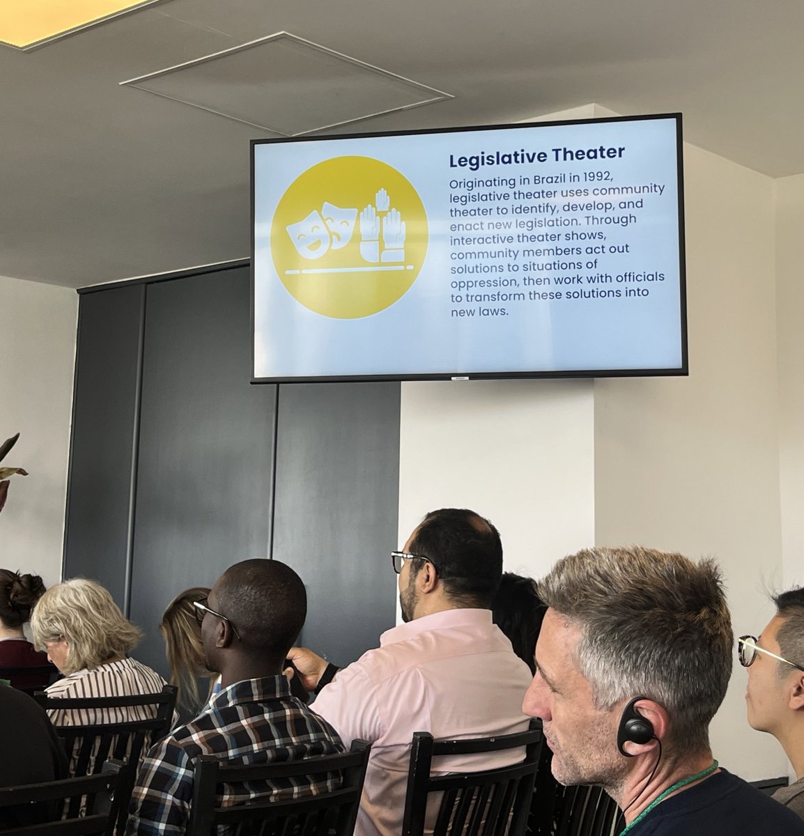 amanda luz tweet media