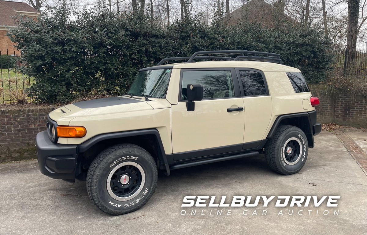 DriveSell's tweet photo. HAPPY MONDAY! Available now @DriveSell !
✅ 2010 Toyota FJ Cruiser Trail Teams Edition
✅3 Owners
✅59,023 Miles ODO
✅No Rust
✅Clean Title
Start your week right and go Overland in this Trail Teams!
#Sellbuydrive #overland #drivesomething #Toyota #fjcruiser #Mondaymorning https://t.co/EG5CsiVA5T