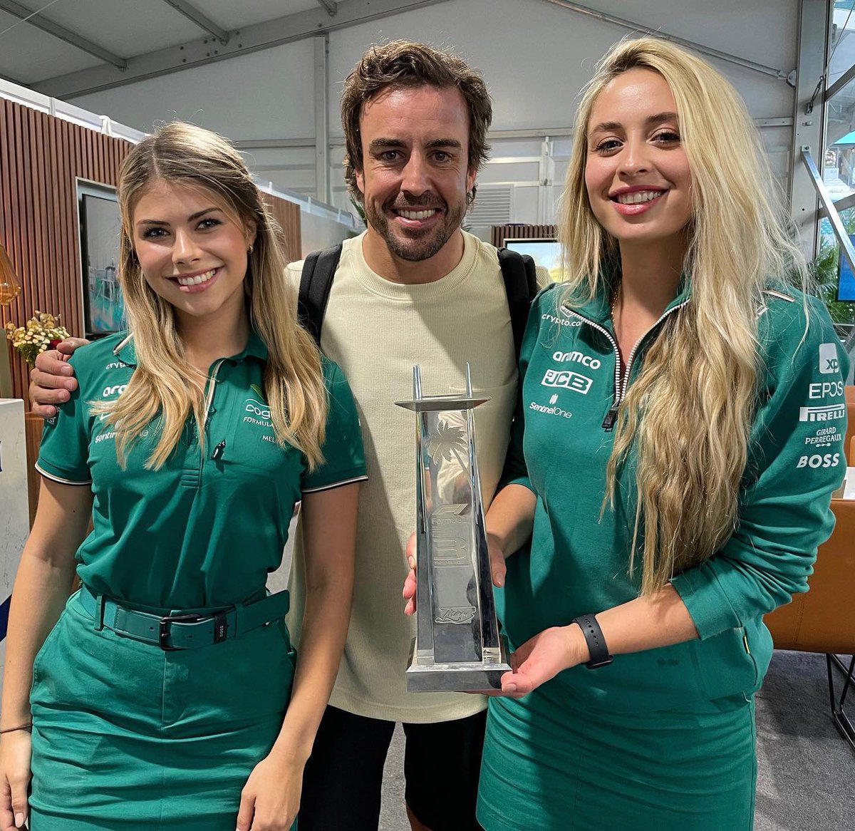 Aston Martin F1 updates tweet media